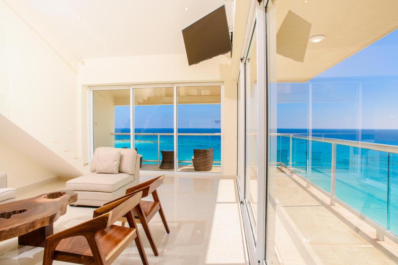 2 Story Oceanfront Penthouses On Cancun Beach! Exterior photo